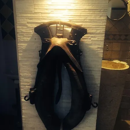 La Rom' Antik Oda ve Kahvaltı *